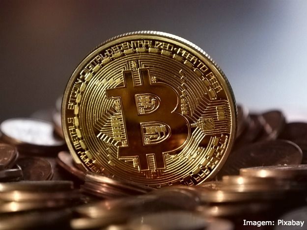 Artigo: vale a pena investir em bitcoins?