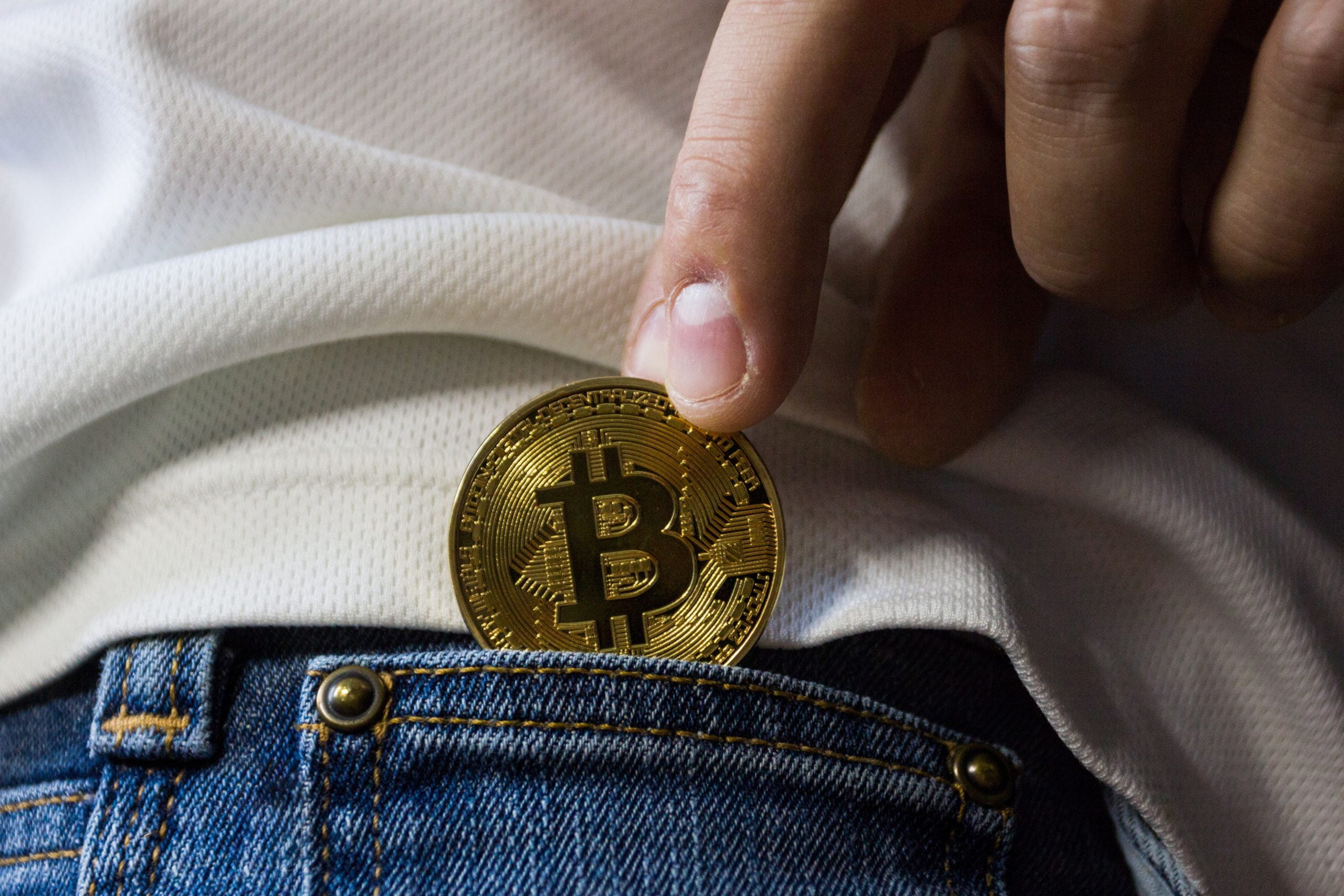 Bitcoin | Saques indevidos: conheça alguns casos que pararam na Justiça