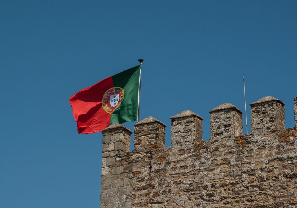 Ministro das Finanças de Portugal deposita confiança sobre os reguladores de Bitcoin
