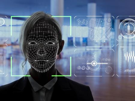 Microsoft se une aos rivais e veta uso de reconhecimento facial à polícia