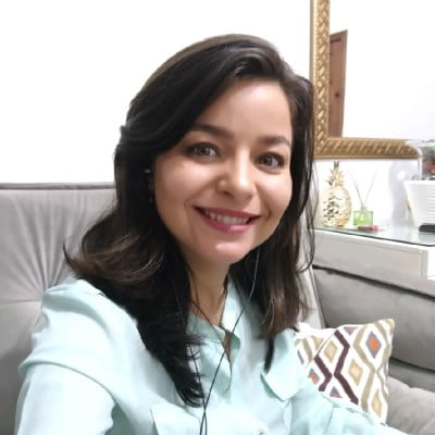Lívia Carolina, Head of Operations AB2L LinkedIn Profile Picture