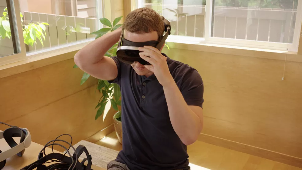 Mark Zuckerberg mostra protótipos de óculos para realidade virtual: ‘Vão criar experiências fantásticas’